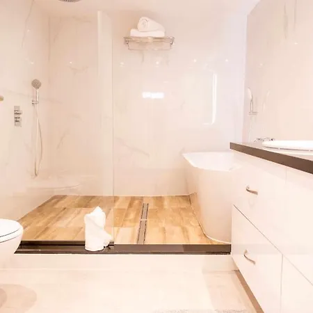 Luxury Sabi Waikiki Con Garaje דירה