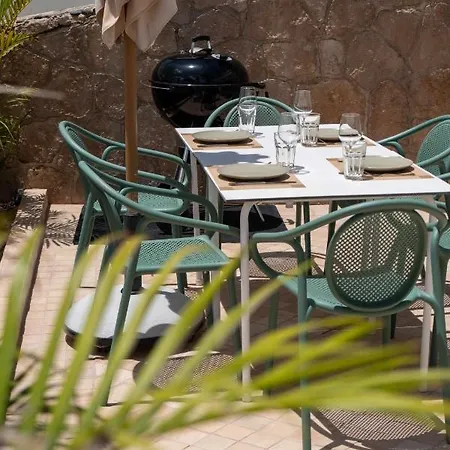 Luxury Sabi Waikiki Con Garaje קורלחו