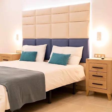 Luxury Sabi Waikiki Con Garaje קורלחו