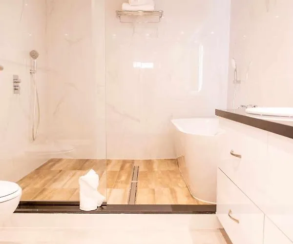 Luxury Sabi Waikiki Con Garaje Appartement